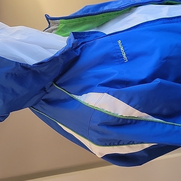 London Fog Windbreaker - Picture 3 of 7